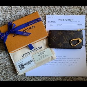❌SOLD❌ Louis Vuitton Key Pouch